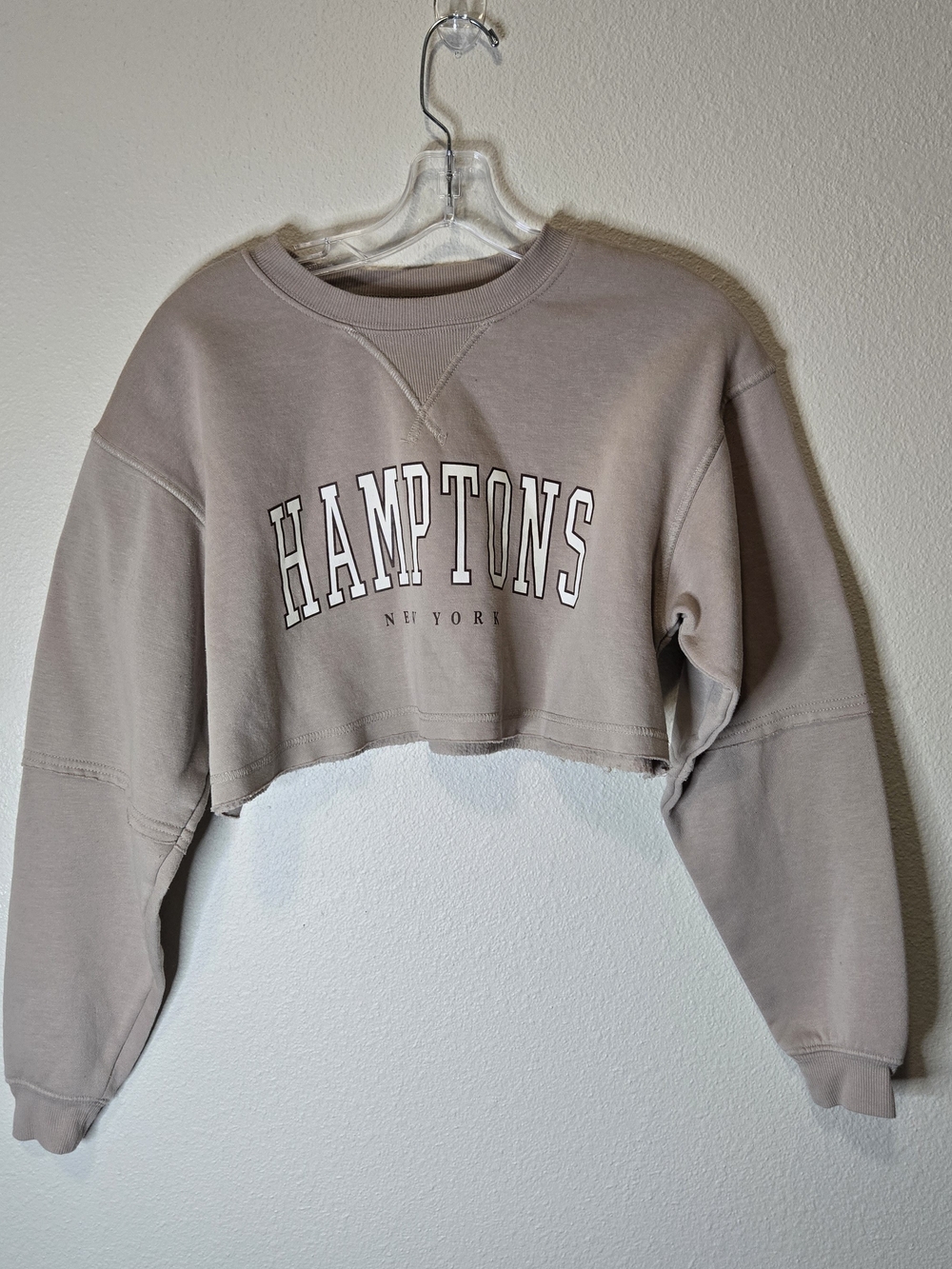 Lazy Sunday The Hamptons New York Raw Hem Crop Pullover Sweatshirt